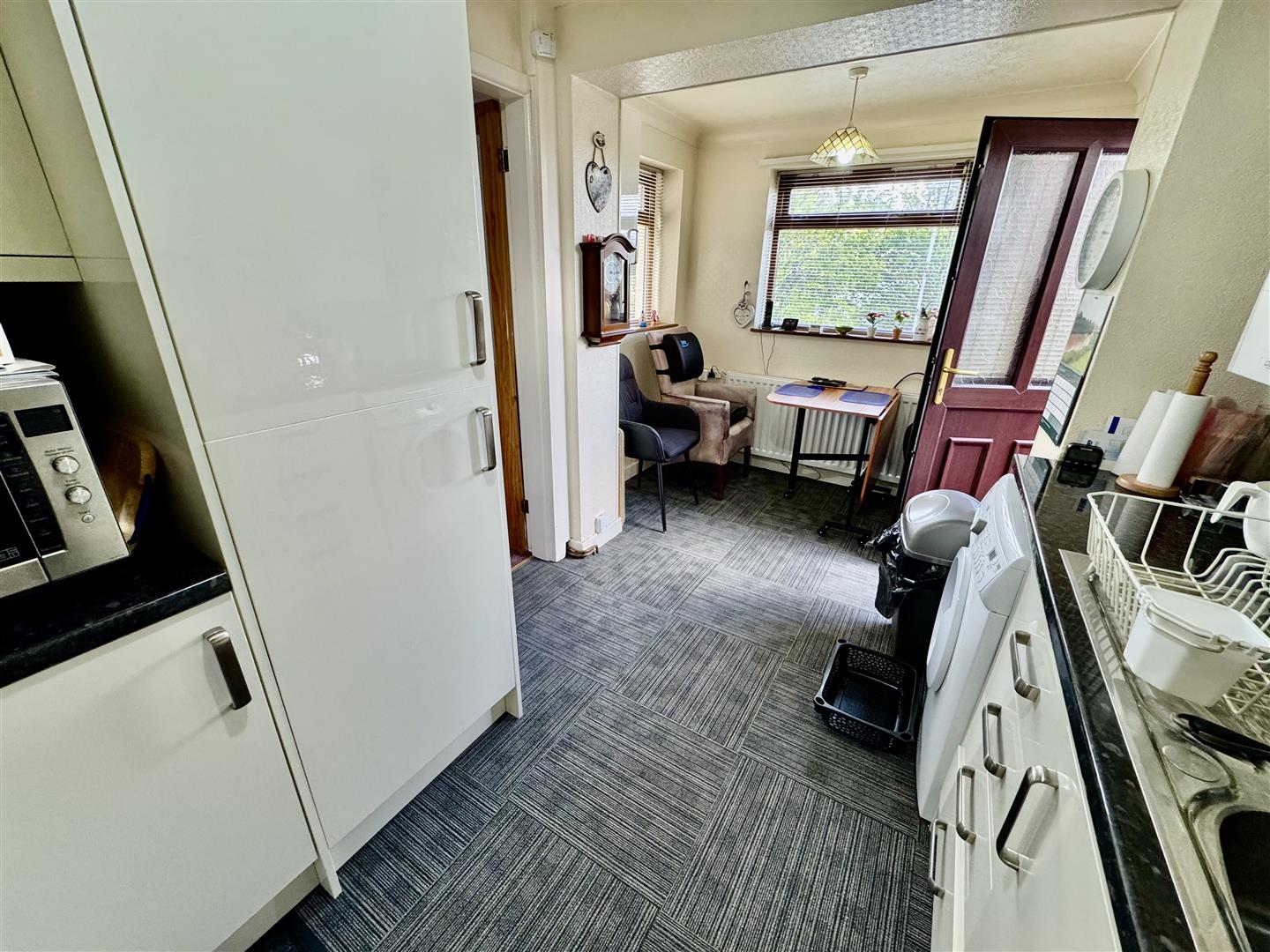 Awel Y Grug, Porthmadog